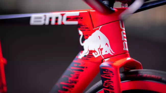 Vélo de contre-la-montre BMC / Red Bull Prototype