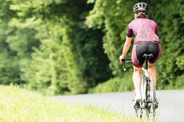 Meilleures selles de vélo de route pour femmes