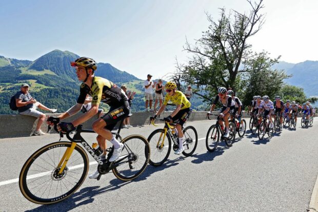 Jumbo-Visma and UAE Team Emirates control the peloton during stage 15 of the Tour de France