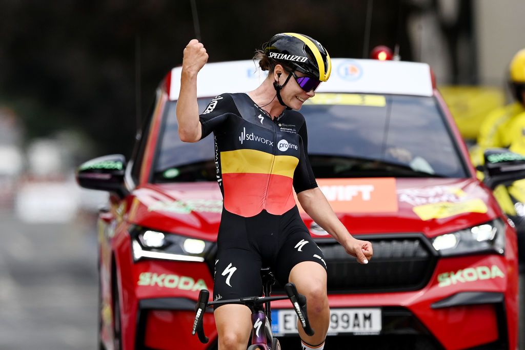 Lotte Kopecky (SD Worx) remporte la première étape du Tour de France Femmes 2023