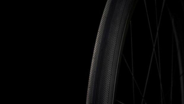 New specialized Mondo tyre