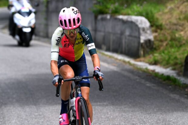 Veronica Ewers in a solo breakaway on stage 4 at the Giro d