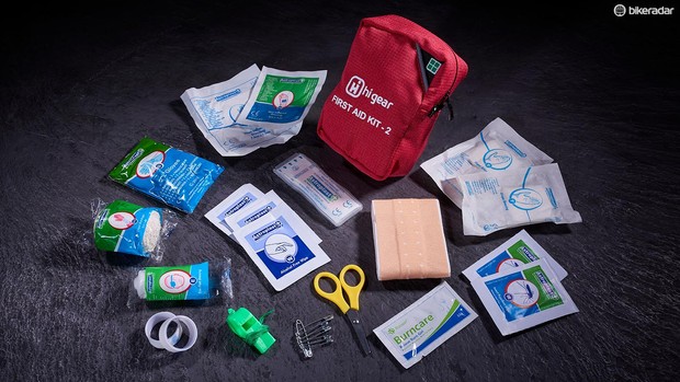 Trousse de premiers soins Hi Gear 2 (17 articles)