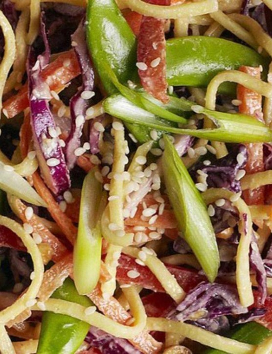 Augmentez votre consommation de légumes avec cette salade colorée