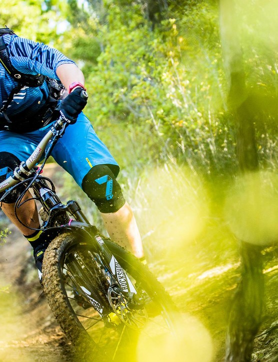 Thoma roule sur le vélo Canyon Strive CF 9.0 Team