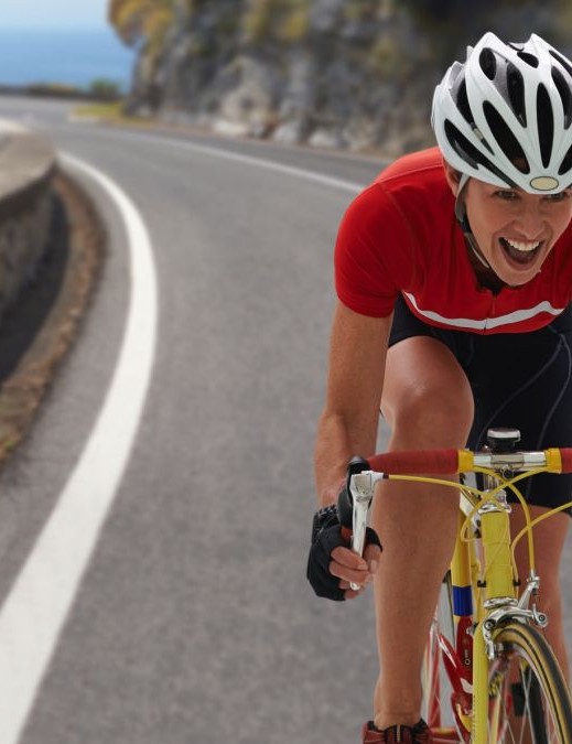 Nous souhaitons avoir les compétences de descente et la bouteille pour encourir une amende pour avoir fait du vélo à plus de 65 mph dans le Connecticut, aux États-Unis