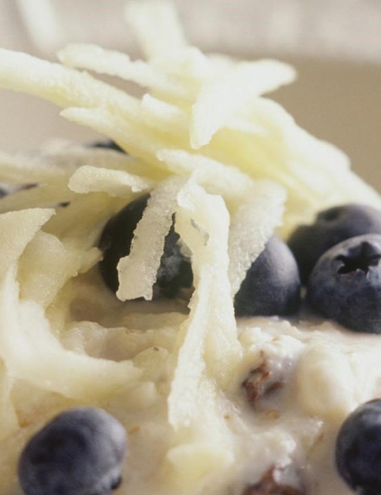 Commencez la journée avec du muesli fait maison, avec une fraction du sucre des équivalents achetés en magasin