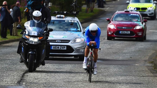 Millar détient le maillot jaune du Tour de France 2000