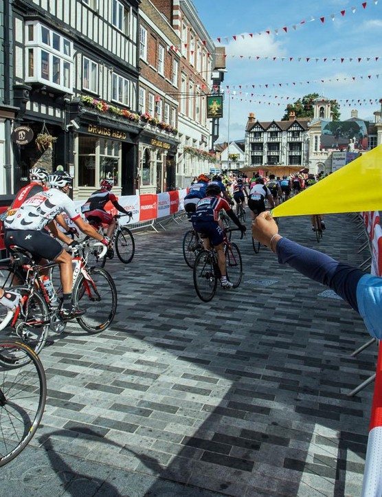 La satisfaction est à peu près garantie par cette activité sportive bien organisée et très amusante dans les rues de la ville