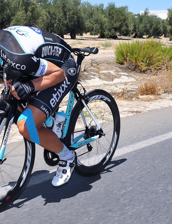 Alors que certaines courses sont gagnées ou perdues dans les descentes, d'autres coureurs utilisent de solides compétences en descente pour conserver leur énergie