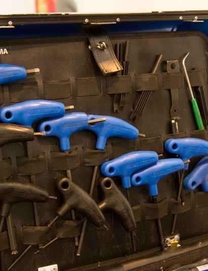 Plus de bleu de Park Tool - les clés noires sont des clés Torx qui deviennent courantes sur les composants plus légers