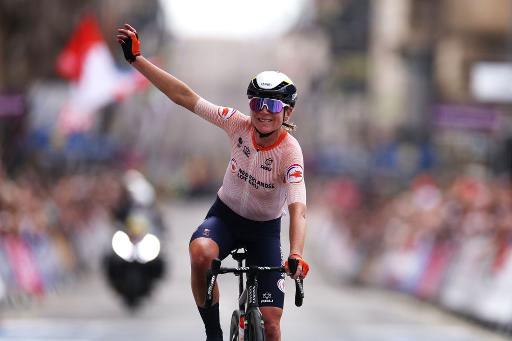 Annemiek Van Vleuten (Netherlands) waves to the crowd on her final world road race of her storied career