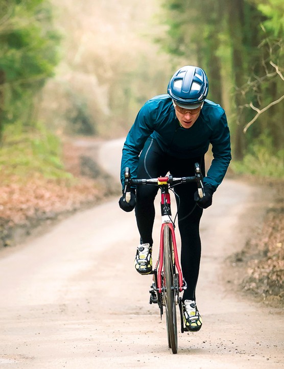 Une fois que vous aurez fait du vélo pendant un certain temps, vous voudrez vous pousser à vous améliorer - et nous avons juste les conseils pour vous aider à le faire