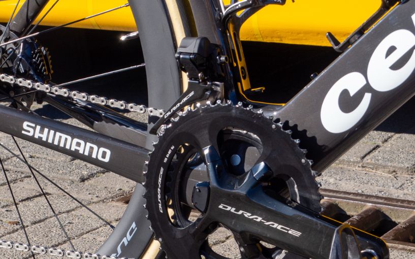 A Jumbo-Visma Cervelo running Shimano