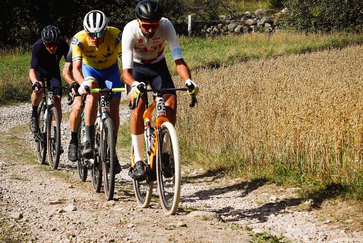 Jasper Ockeloen rides in front of countryman Piotr Havik at Gravel Grit