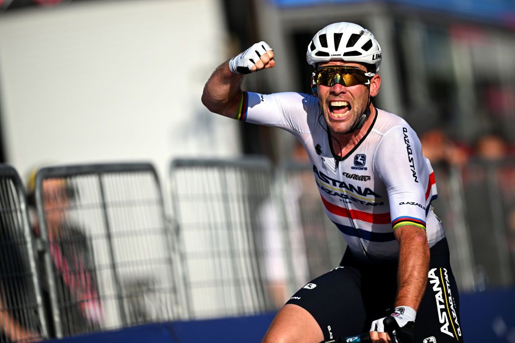 Mark Cavendish celebrates after winning the final stage of the 2023 Giro d