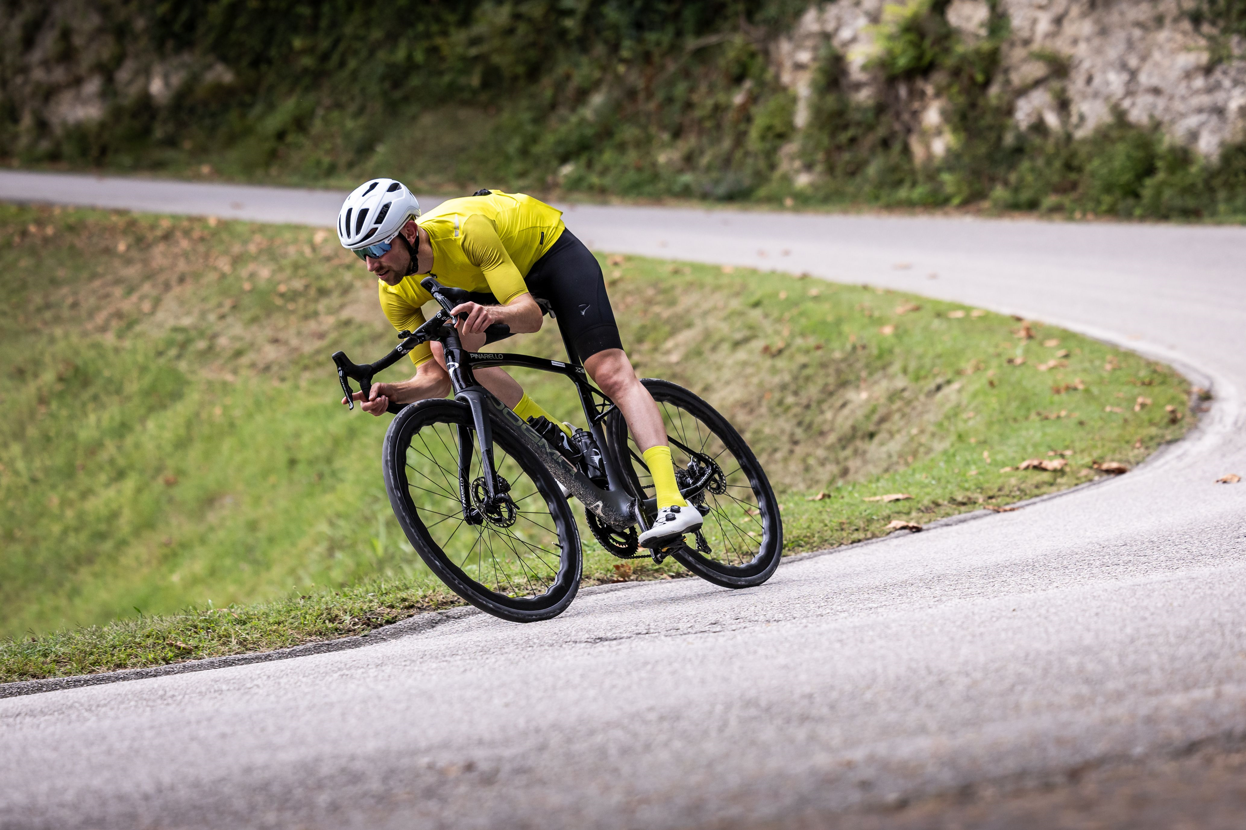 Descente en vélo de route Pinarello