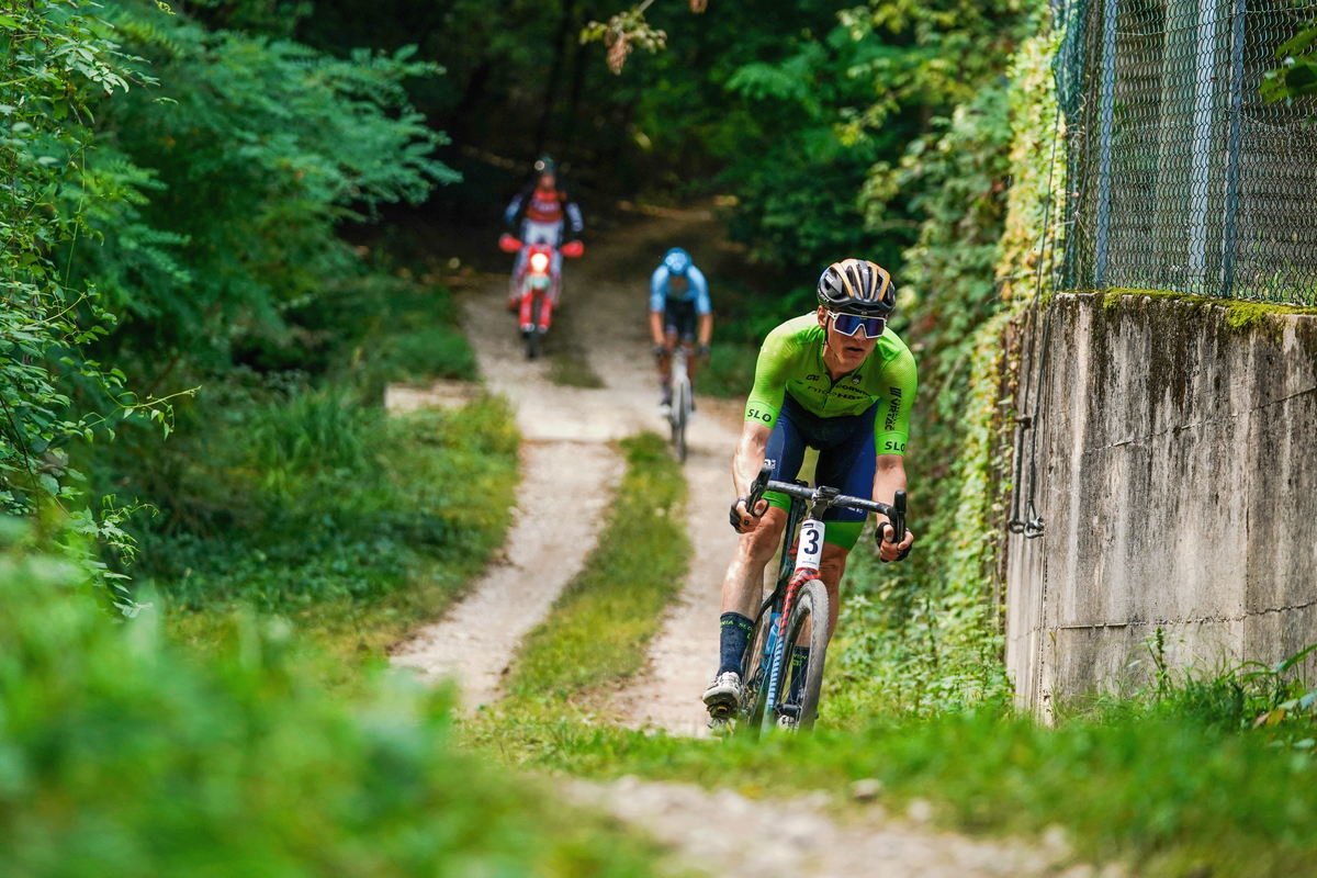 Matej Mohoric on his way to victory at the 2023 Gravel World Championships