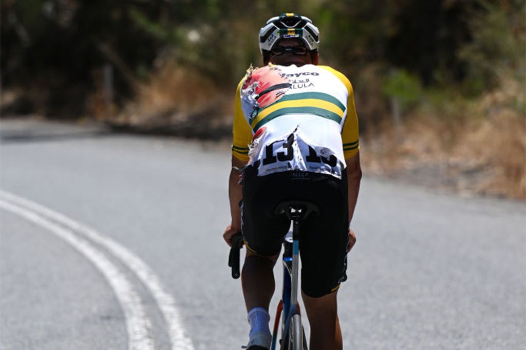 Luke Plapp (Jayco-AlUla) rides toward finish after crash on stage 3 of Tour Down Under