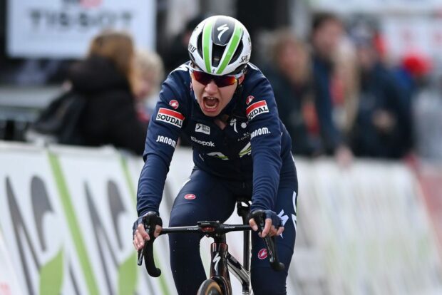 LIEGE BELGIUM APRIL 24 Sarah Gigante of Australia and Team AG Insurance Soudal Team crosses the finish line during the 8th Liege Bastogne Liege Femmes 2024 a 1529km one day race from Bastogne to Liege UCIWWT on April 24 2024 in Liege Belgium Photo by Dario BelingheriGetty Images