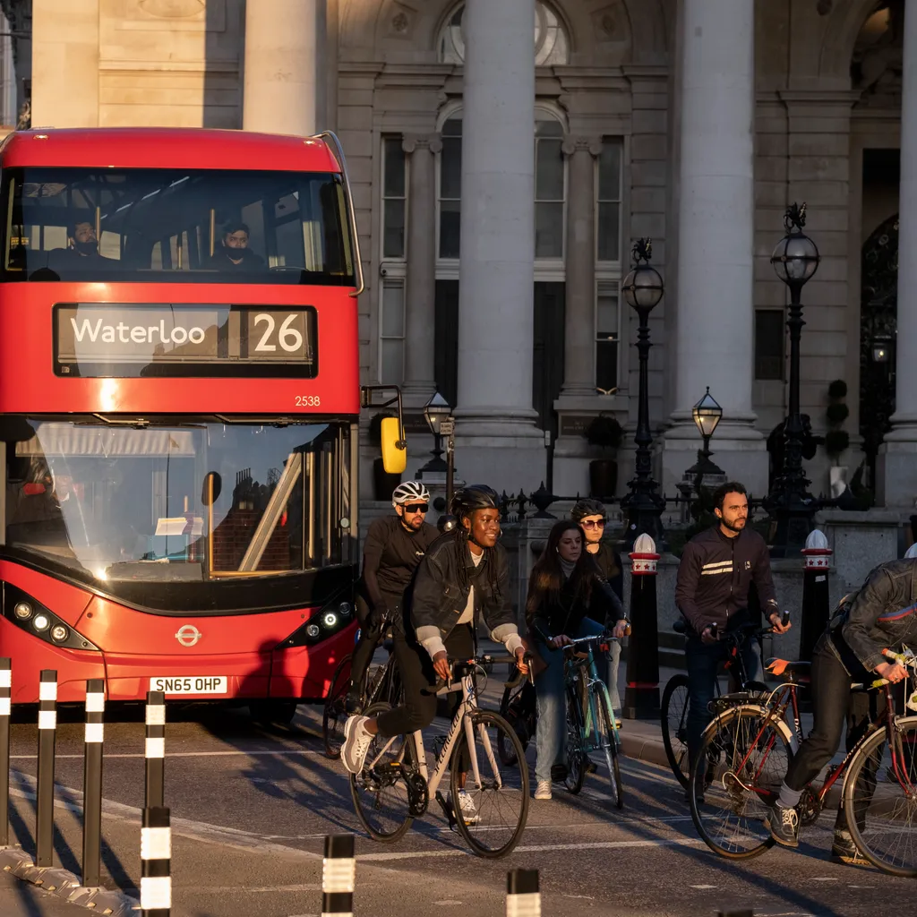 Londres bus et cyclistes