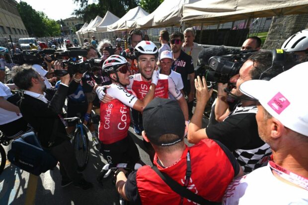 Benjamin Thomas and Cofidis celebrate winning stage 5 at the Giro d