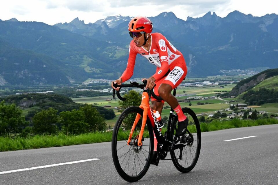 Tom Pidcock Et Egan Bernal Montrent Leur Leadership Au Tour De France