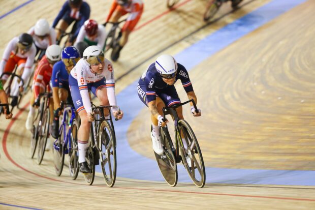 Women racing the omnium at the UCI Track World Championships