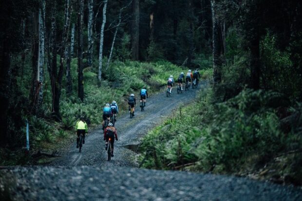 Devils Cardigan 2023, the race to decide the Australian gravel title