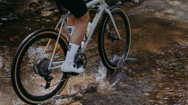 Les nouvelles roues gravel Parcours FKT sont aérodynamiquement optimisées pour les pneus Panaracer GravelKing