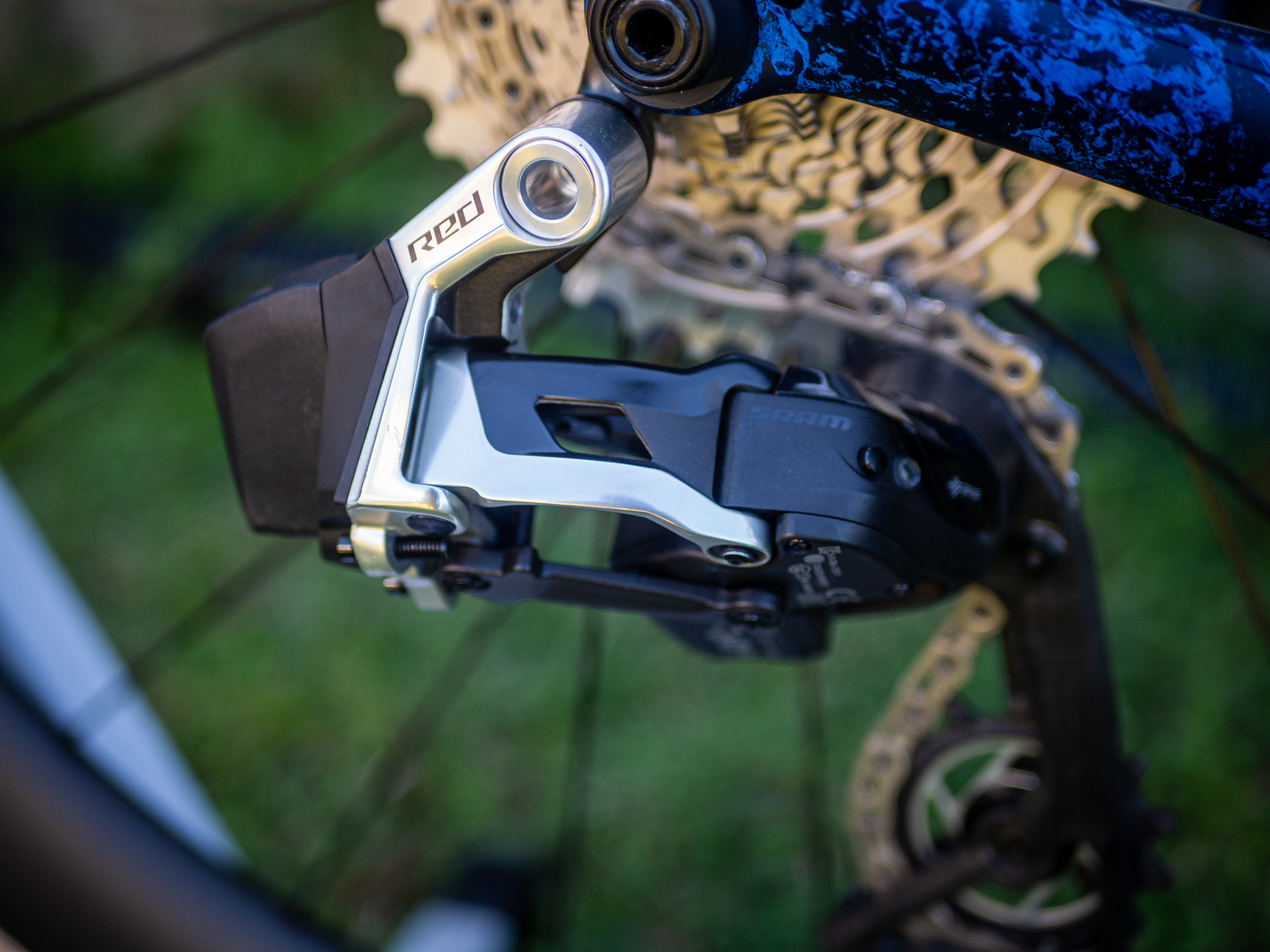 Un regard plus approfondi sur le dernier dérailleur arrière phare de SRAM