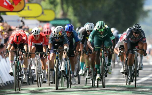 The bunch sprint on stage 12 at the Tour de France