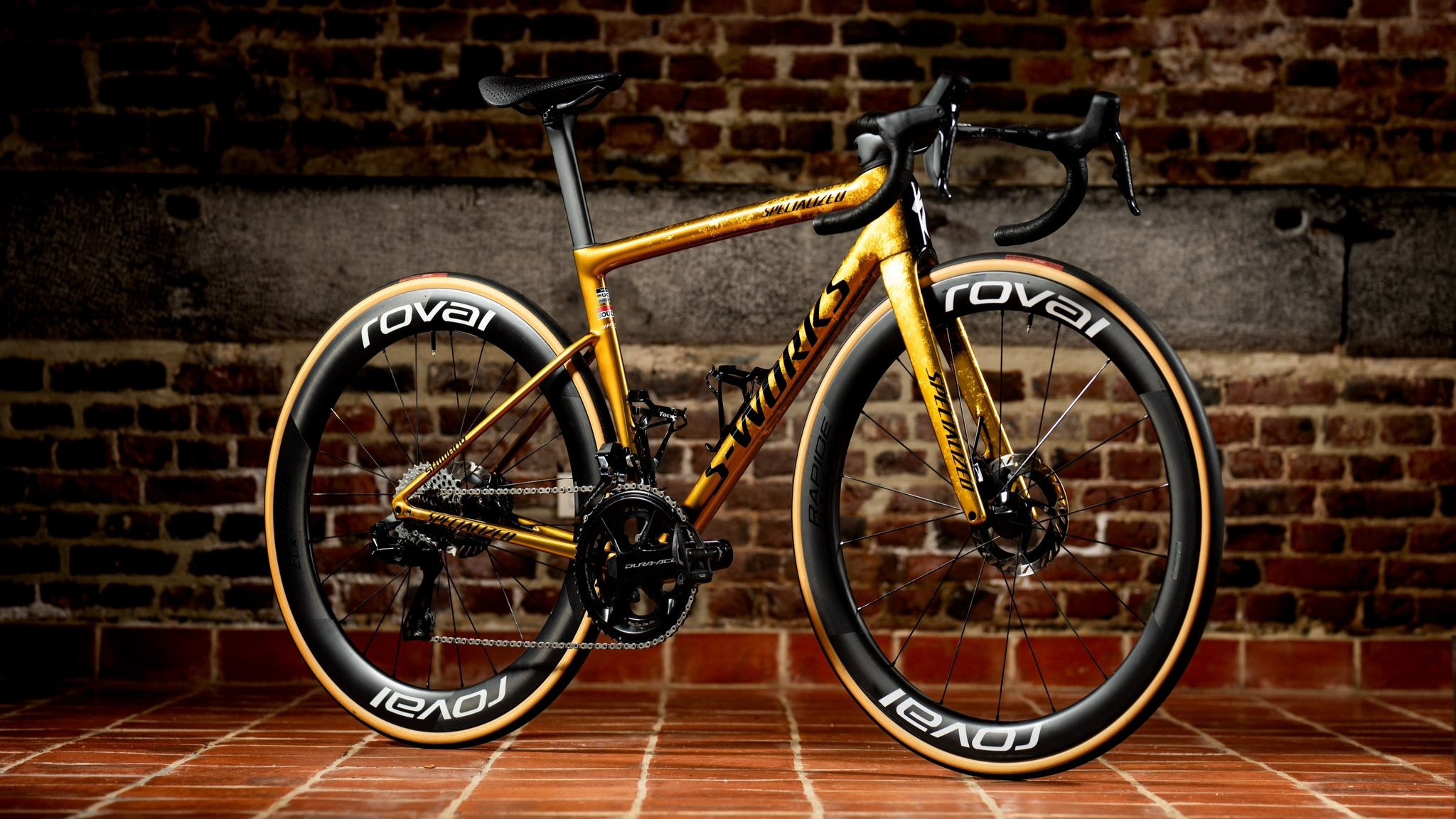 Remco Evenepoels Gold Tarmac SL8