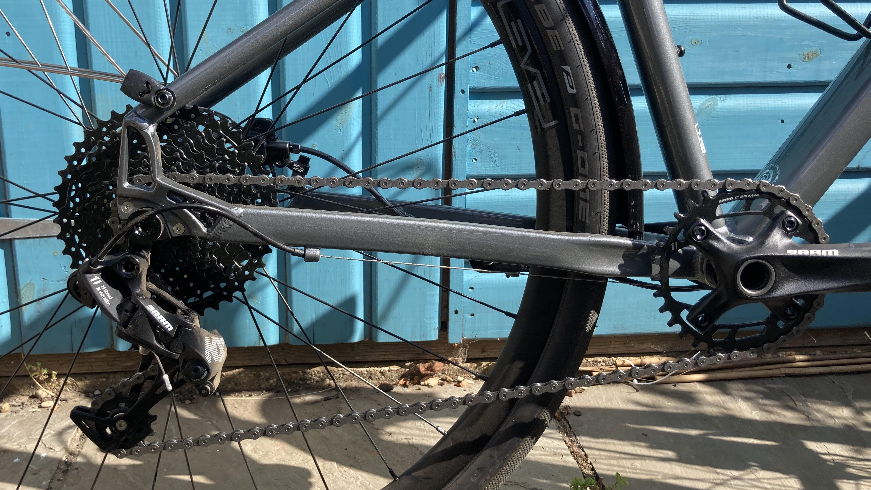 La transmission SRAM 1x sur un Ribble Hybrid AL Trail