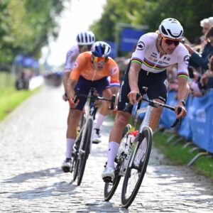 « Je n'avais pas de super jambes » - Mathieu van der Poel toujours en course pour les Championnats du monde