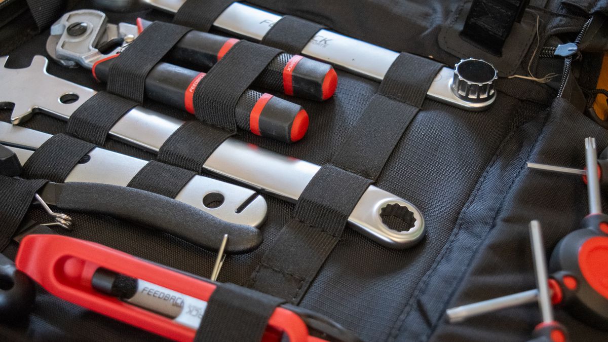 Feedbkack Sports team edition fold out tool kit