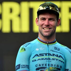 Mark Cavendish remporte le prix BBC Sports Personality of the Year pour l'ensemble de sa carrière