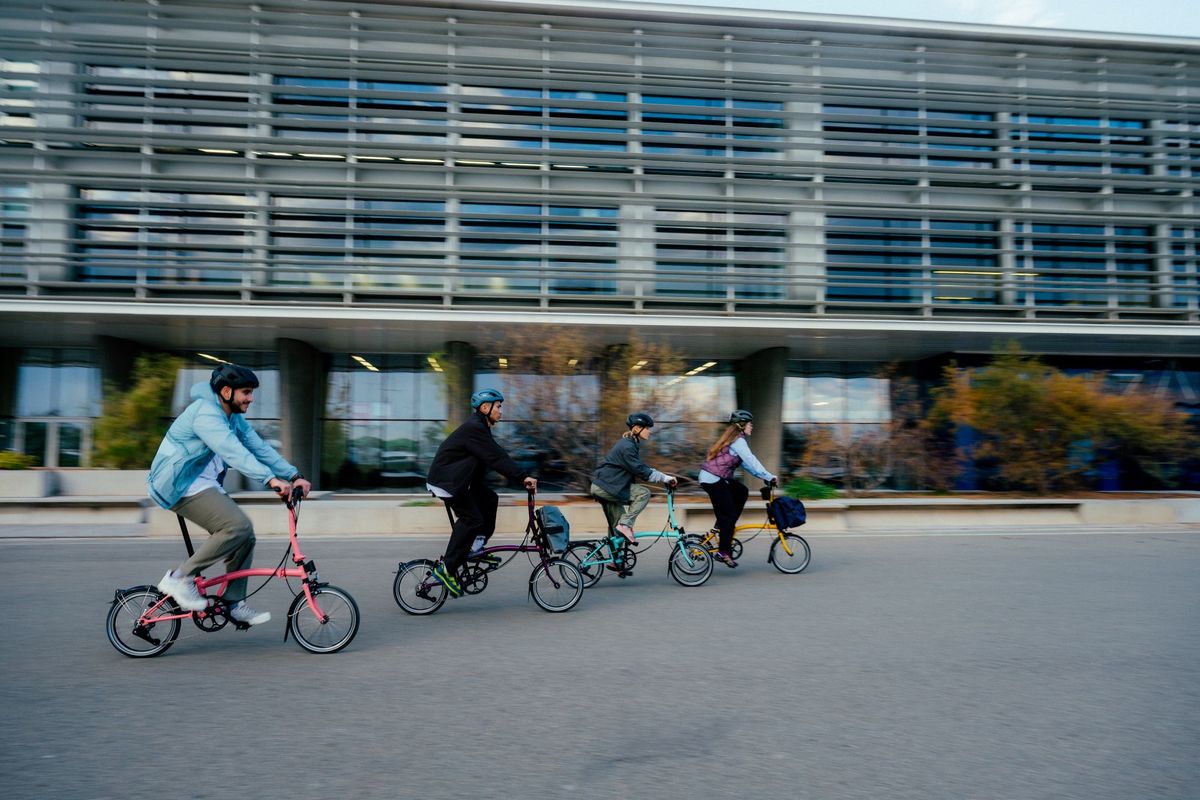 Brompton présente une ligne C à 12 vitesses pour célébrer le 50e anniversaire